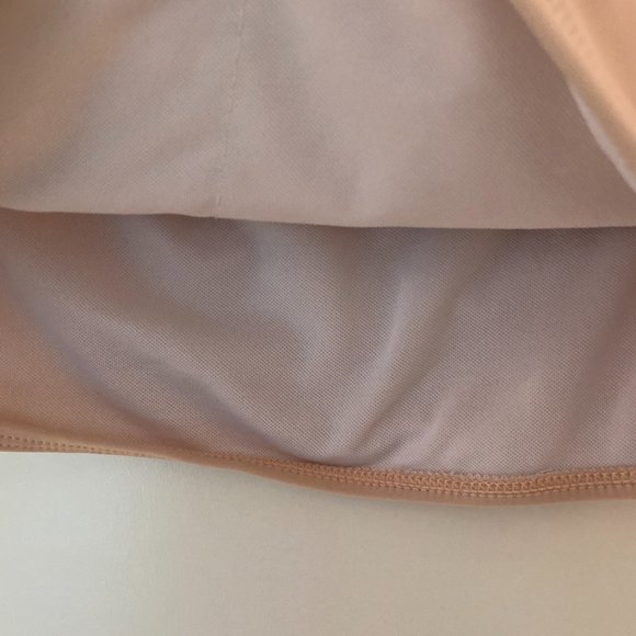 Bikini Set: 1 Top + 2 Bottoms - Picture 3 of 9